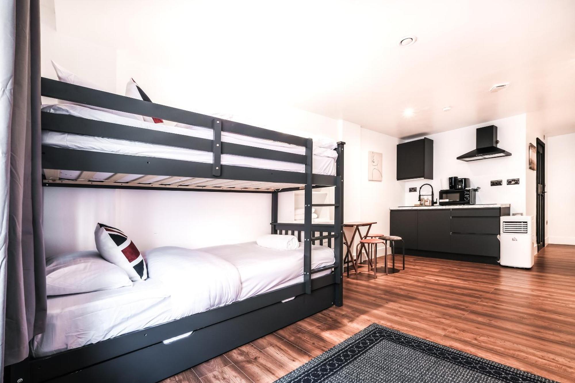 Spacious Apartment In Piccadilly Sleep 6 Vrb 伦敦 外观 照片