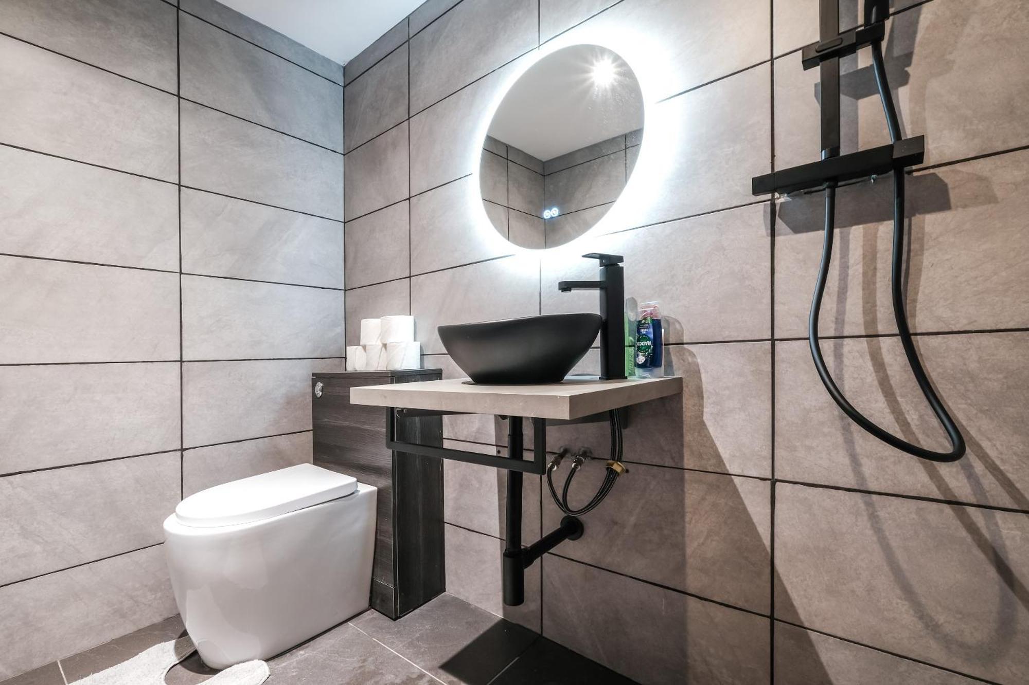 Spacious Apartment In Piccadilly Sleep 6 Vrb 伦敦 外观 照片